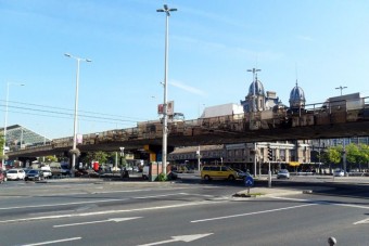 Lezárják a Nyugati téri felüljárót