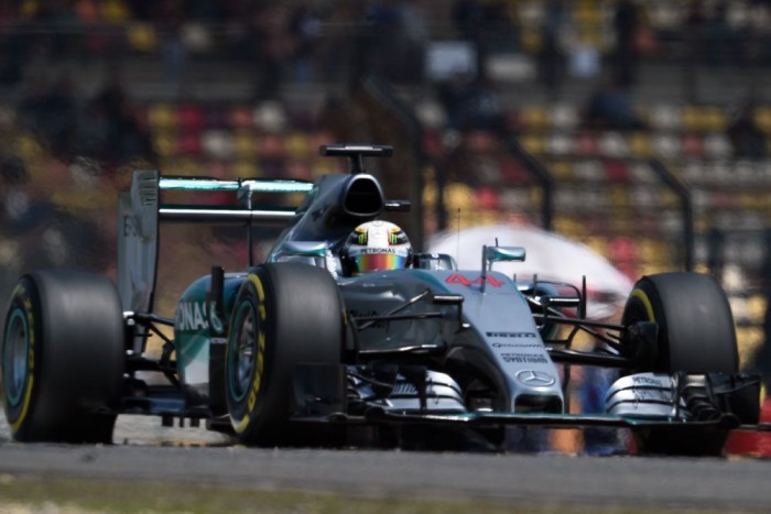 F1: Hamiltont nem lehetett megfogni 6