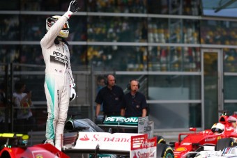 F1: Hamiltont nem lehetett megfogni