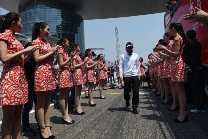 F1: Alonsónak fájt, hogy lekörözték a Ferrarik 6