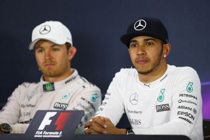 F1: Hamilton csak szórakozott Rosberggel 7