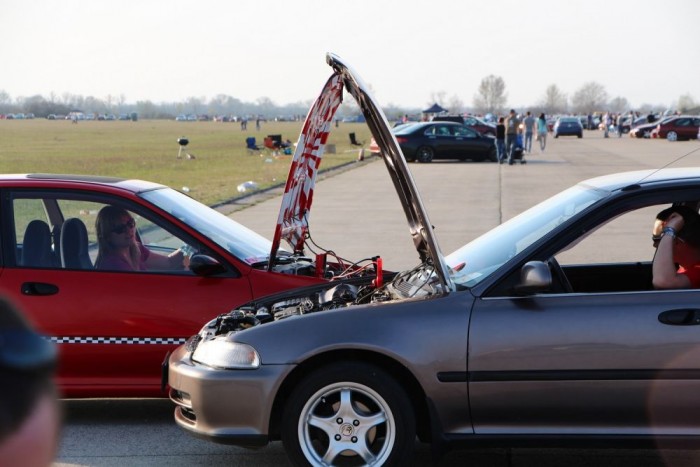 Van ahol feladta az akkumulátor a harcot, az álló nap dübörgő zene hamar leszívta a tartalékokat. 