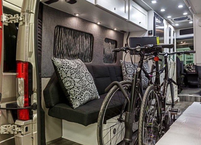 Luxusfurgon természetjáráshoz 7