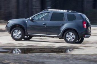 Haszonjárművet építettek a Dacia Dusterből