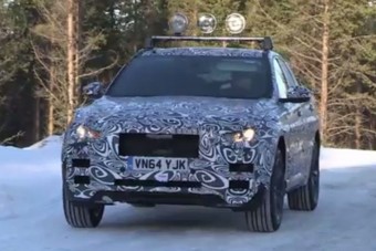 Kémvideón a Jaguar szabadidőjárműve