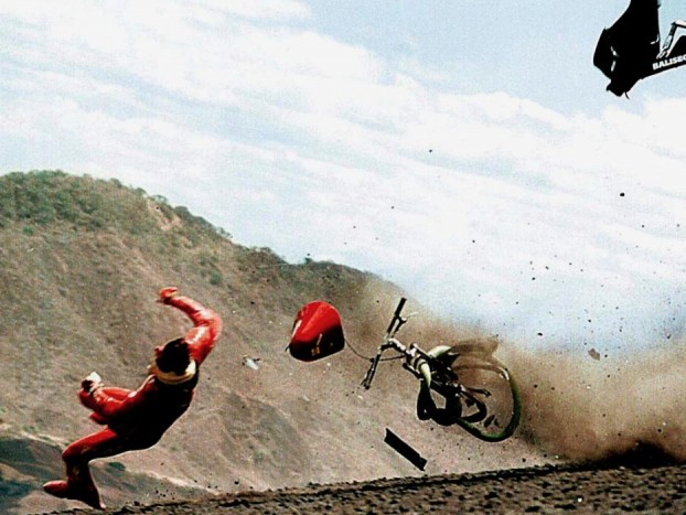 220 felett lejtőn, bringával? Brutál tökösség! 5 | Vezess 220 felett lejtőn, bringával? Brutál tökösség! 5