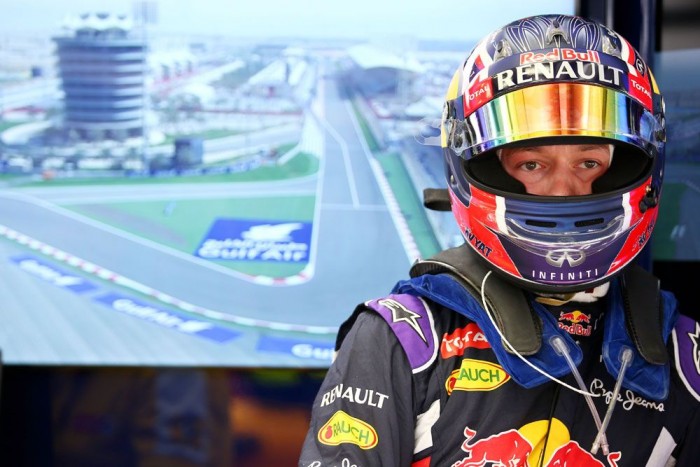 F1: Vettel századokra Hamiltontól 7