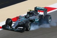 F1: Hamilton a Ferrarinál is érdeklődött 98