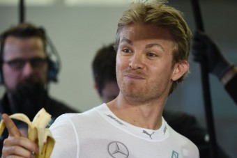 F1: A Mercedesnél betojtak a Ferraritól