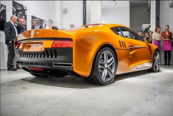 Audi R8-ból építettek Škodát, és piszkosul jól sikerült 7