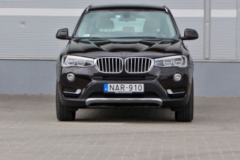 BMW X3: Amikor a kisebb több