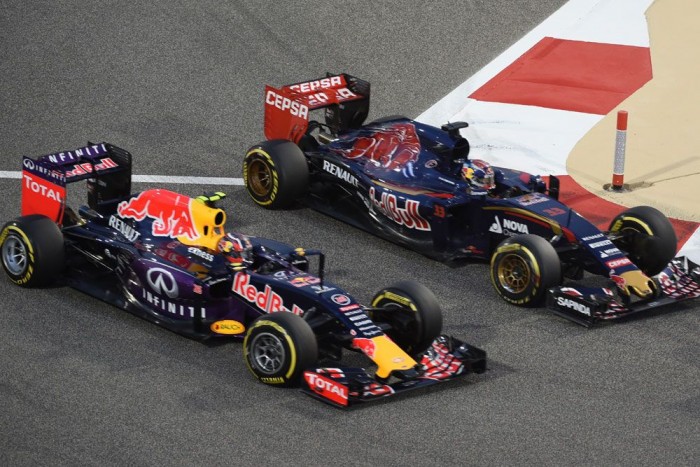 Ég a Renault az F1-ben, kinyitják a pénztárcát 2 Ég a Renault az F1-ben, kinyitják a pénztárcát 2