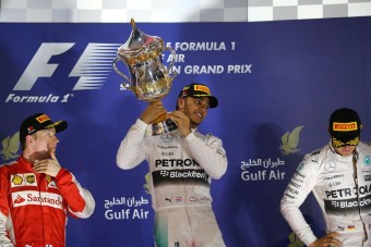 F1: Hamilton győzött, Räikkönen a dobogón