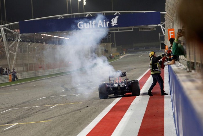 F1: Dohányzóasztal lesz Ricciardo motorjából 2 F1: Dohányzóasztal lesz Ricciardo motorjából 2