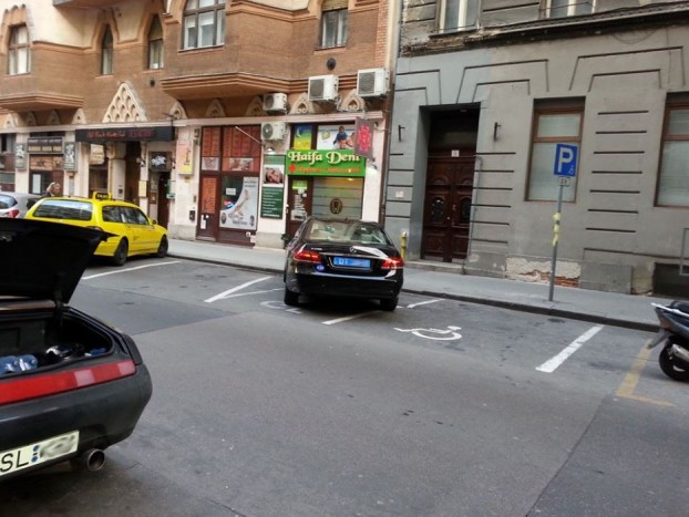 Bunkón parkolni, na azt tudunk – 2. rész 11