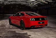 Veszettül gyors az új V8-as Mustang 19