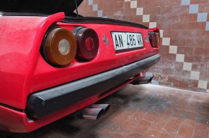 Ritka kincs egy szakadt, olasz garázsban 9