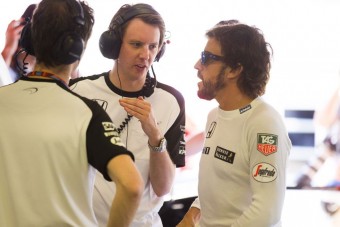 F1: Alonso addig marad, míg győzni nem tud