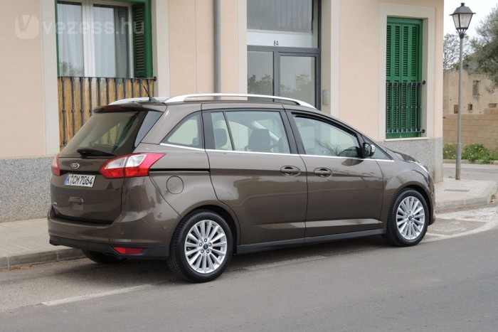 Innen látszik legkevésbé, hogy megújult a C-Max