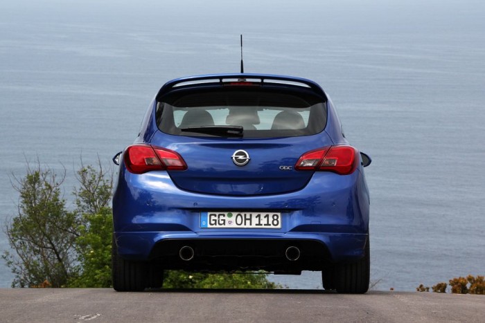 Dupla Remus kipufogó, de dögös hangot elvitte a cica