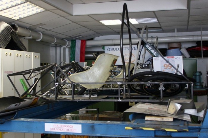 Ez a fotó hétfőn készült, a kocsi pénteken felvonul, szombaton versenyez Egerben