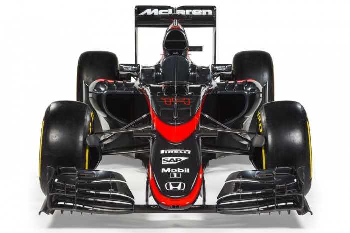 F1: Így néz ki az átfestett McLaren 7 | Vezess F1: Így néz ki az átfestett McLaren 7