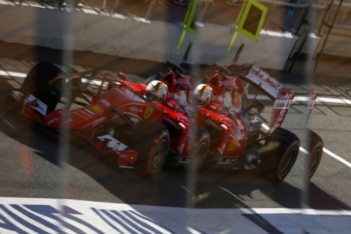 F1: Rosberg az élen, Hamilton kipördült 6