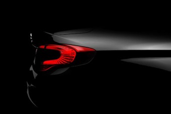 Csinos feneket villantott az új Fiat