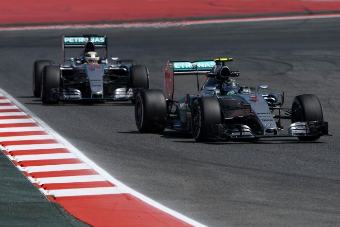 F1: Világbajnoki fejmosás Hamiltonnak 6