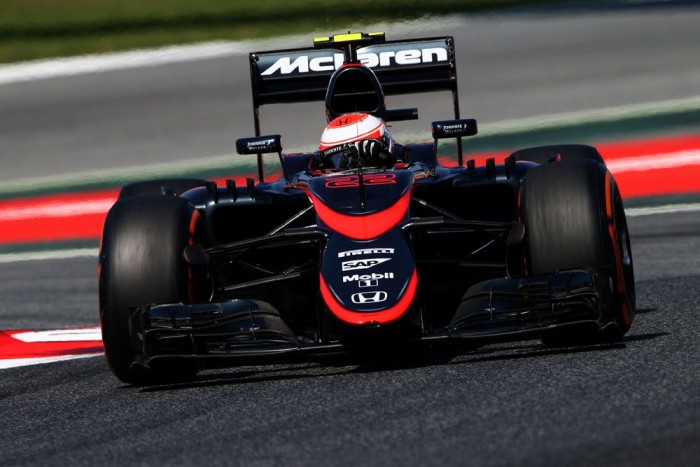 F1: Rosberg odavágott Hamiltonnak 8