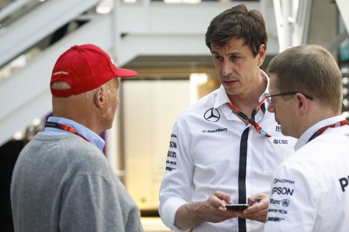 F1: A Mercedes szélkakas, a Red Bull kiakadt 6