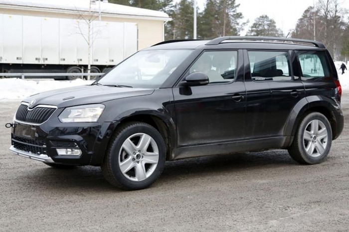Škoda szabadidiő-autó 7 főnek 2 Škoda szabadidiő-autó 7 főnek 2