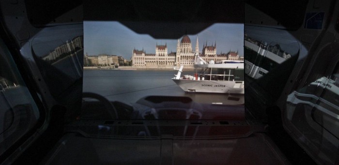 Itt még belelógott a nyugdíjas-ladik a kép jobb oldalába