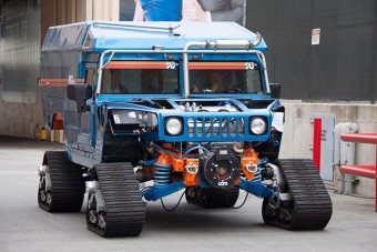 Hibrid Hummerrel a Déli-sarkra