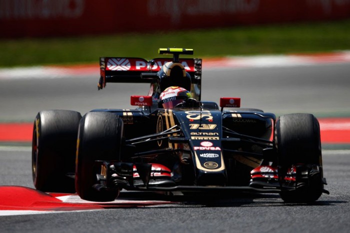 F1: Grosjean jön pár sörrel a szerelőknek 7