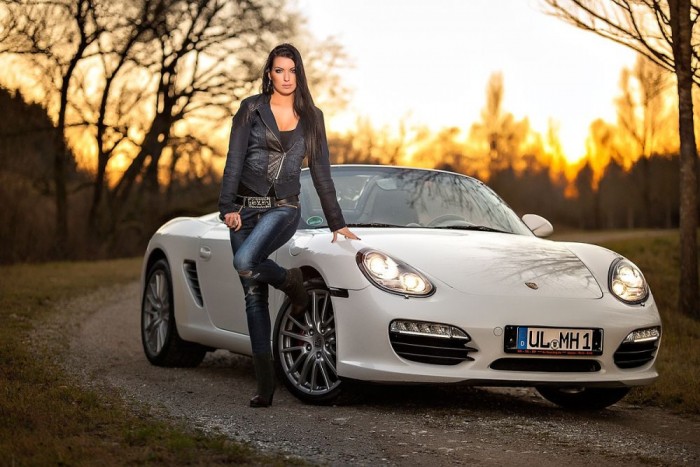 Kihívó hölgyek és izmos luxusautók 7 | Vezess Kihívó hölgyek és izmos luxusautók 7