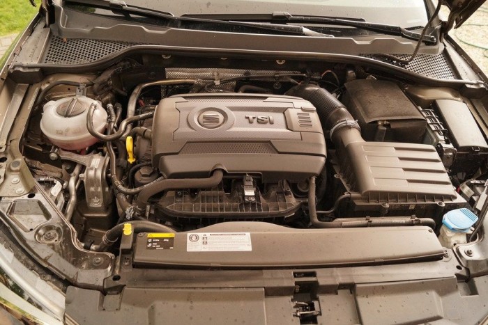 Az isten szerelmére: miért titkolja a SEAT a Leon terepkombi valódi árát? 8 Az 1,8 literes turbómotor igazi mai termék: erős és nyomatékos, de a környezetvédelmi normák kiölték belőle az életet