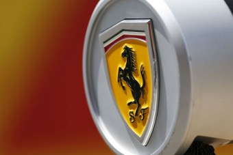 F1: Így tömi a Ferrari zsebét Ecclestone
