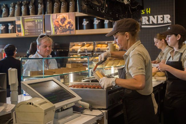 Bevásárolni is lehet a benzinkutakon