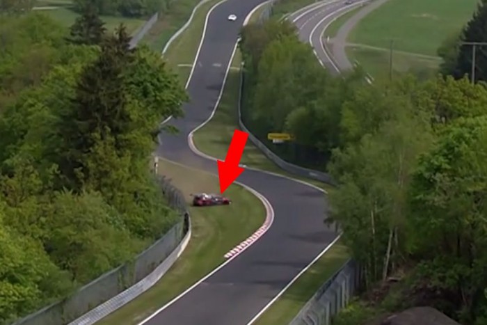 Durva balesetet úszott meg Michelisz Norbi