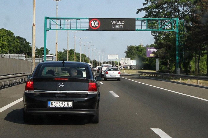 Keleti nyitás: a szerb szakasz 4 Welcome to speed limit
