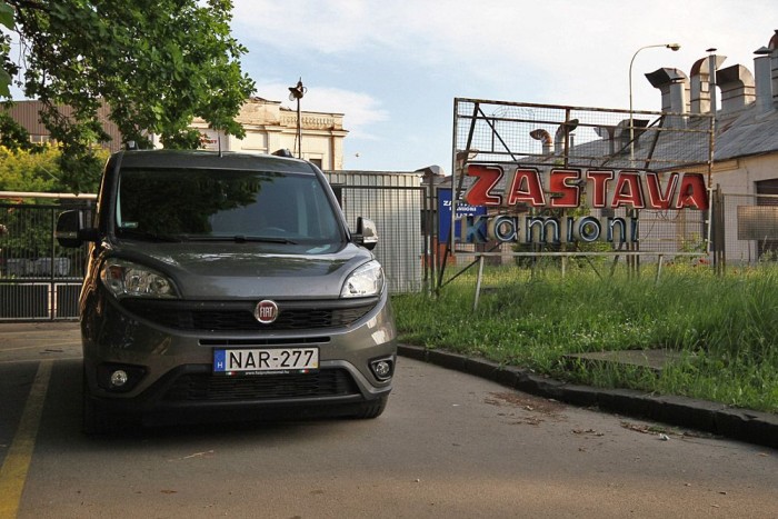 Keleti nyitás: a szerb szakasz 14 Zastava kamion helyett FIAT kisteher