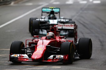 F1: Vettel a leggyorsabb az időmérő előtt
