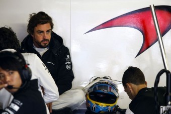 F1: Alonso nem tudja beismerni, hogy hibázott a McLarennel?