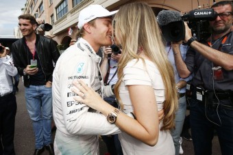 F1: Rosbergnek a neje a kabalája