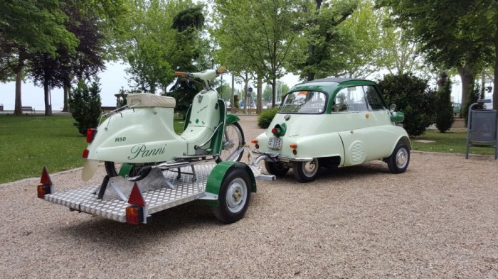 BMW Isetta 300 - Egyhengeres, 13 lóerős miniautó, amit 1957-ben készítettek