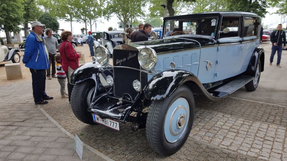 Hispano-Suiza H6B 1922 - Franciaországban gyártották 6,5 literes motorral. Ez volt a legdrágább autó a versenyen, bőven 1 milliárd forint forintnak megfelelő eurót ér, és el is hozta az idei verseny első helyét.