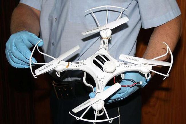 Drón karambolozott egy autóval