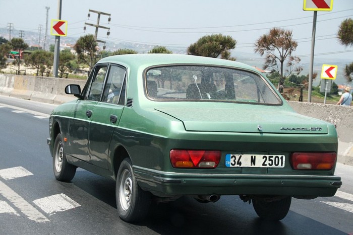 Attila lefejelt egy törököt 6 | Vezess Anadol A2, a Ford Otosan márkanév alatt gyártott török autója