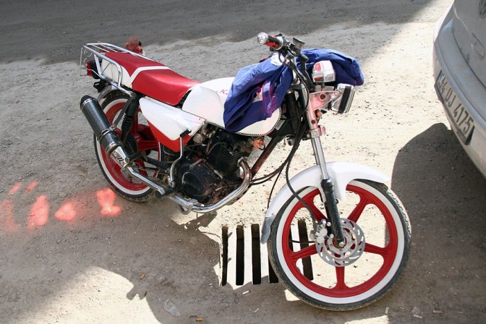 Attila lefejelt egy törököt 17 | Vezess Másik fura motor